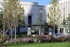 temple_square_flowers_11